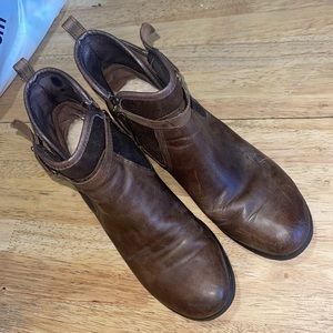 UGG EMALIE WOMEN WEDGE WATERPROOF STOUT